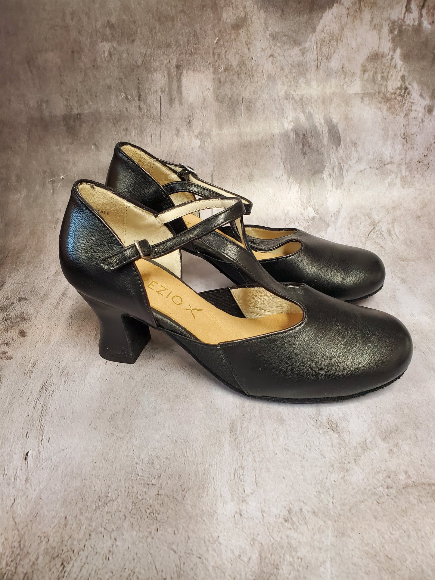 Italian Handcrafted Y-Strap 2.5” Charlotte Character Shoe #829