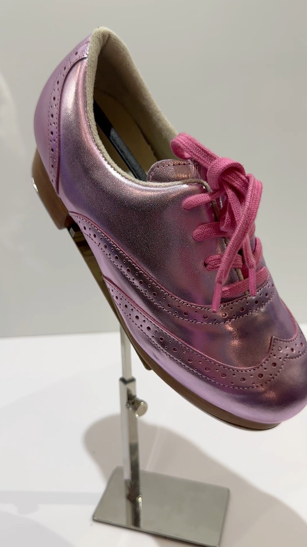 Limited Edition Metallic Light Pink Roxy