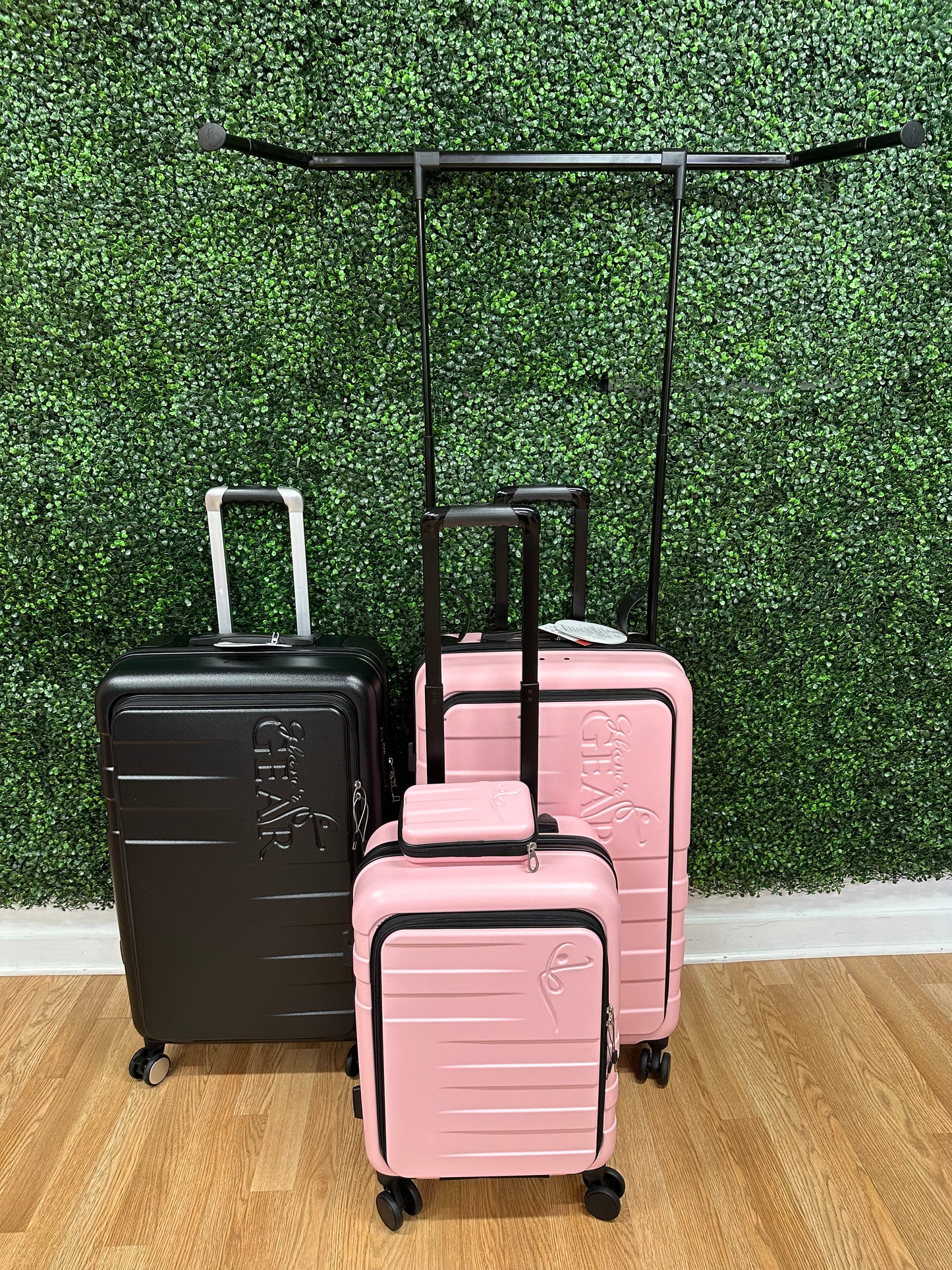 Glam'r Gear Journey Station