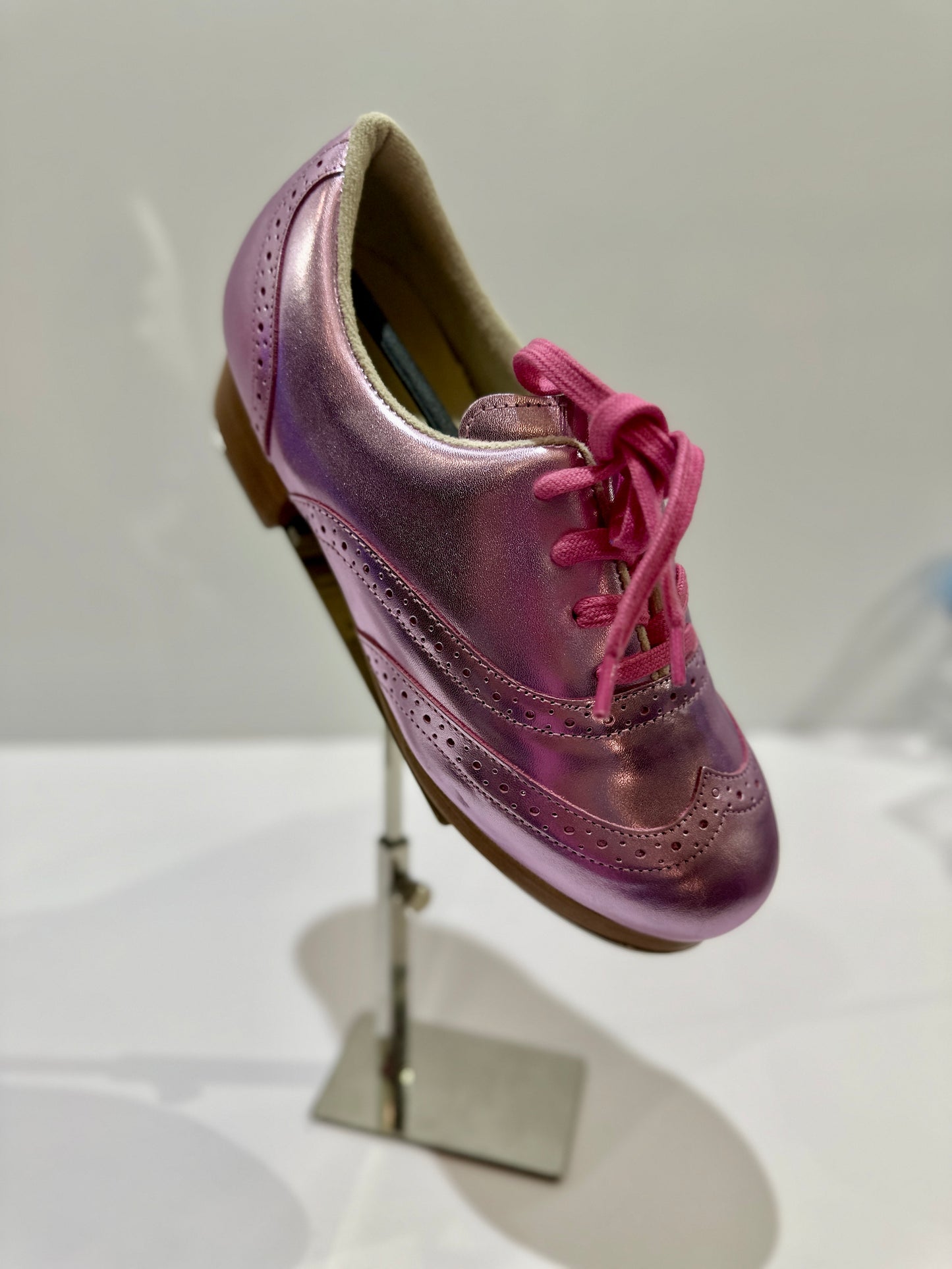 Limited Edition Metallic Light Pink Roxy
