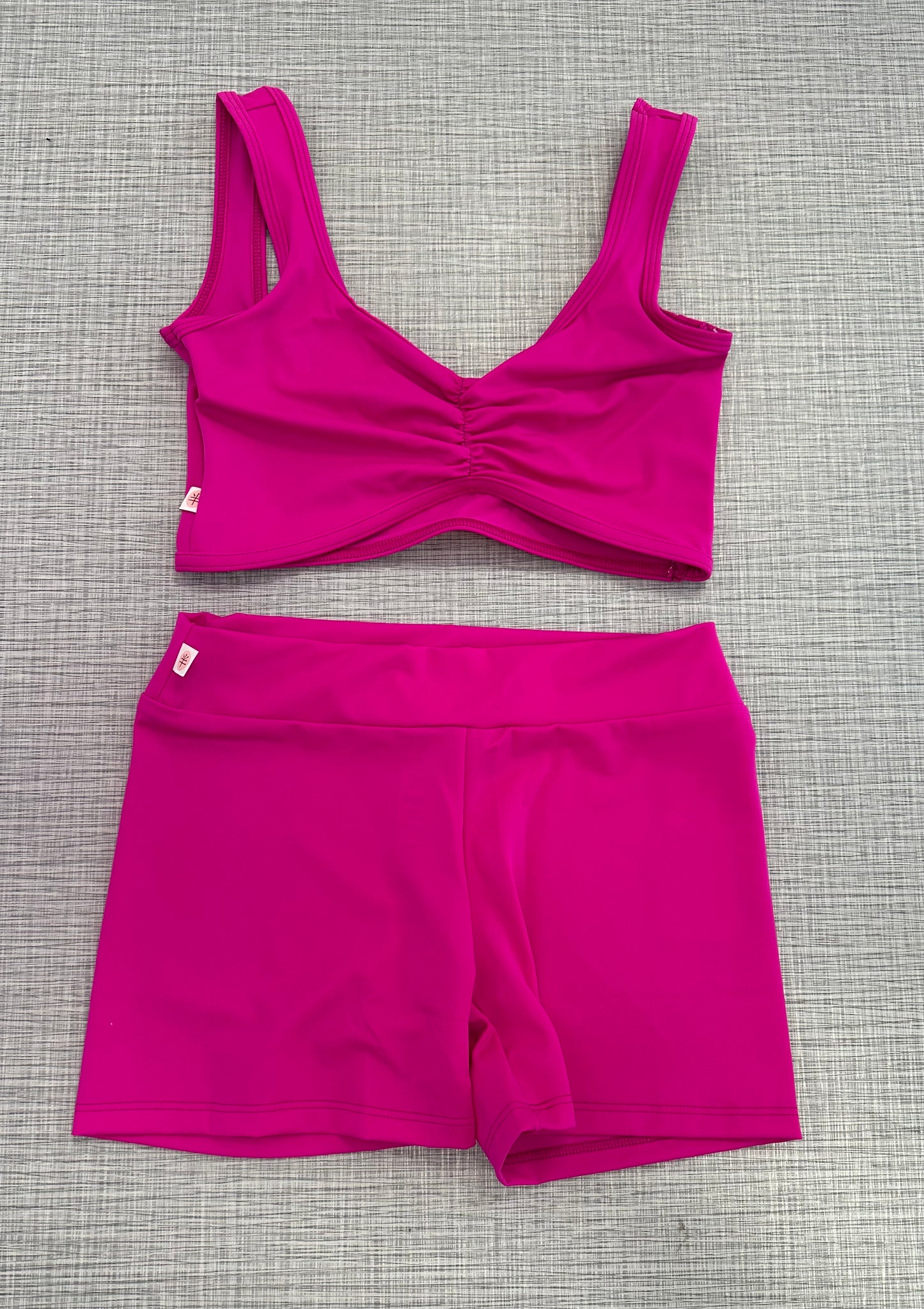 Demi Pinch Solid Short Set