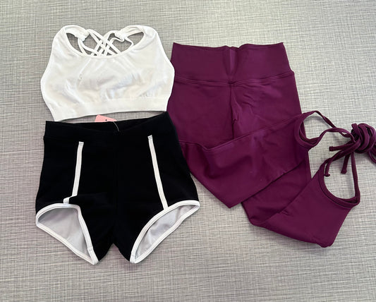 CY 3pc. White/Blk/Eggplant Set