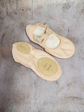 Load image into Gallery viewer, Bloch Leather Split Sole Ballet Shoe #246
