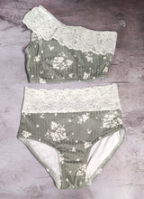 Load image into Gallery viewer, Sage with White Flowers and Lace Brief Set
