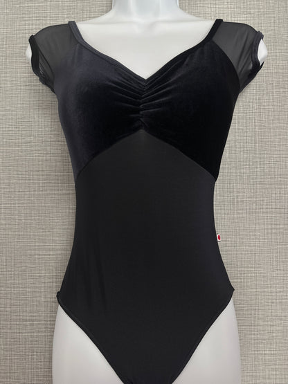 Yumiko Elli Leotard.