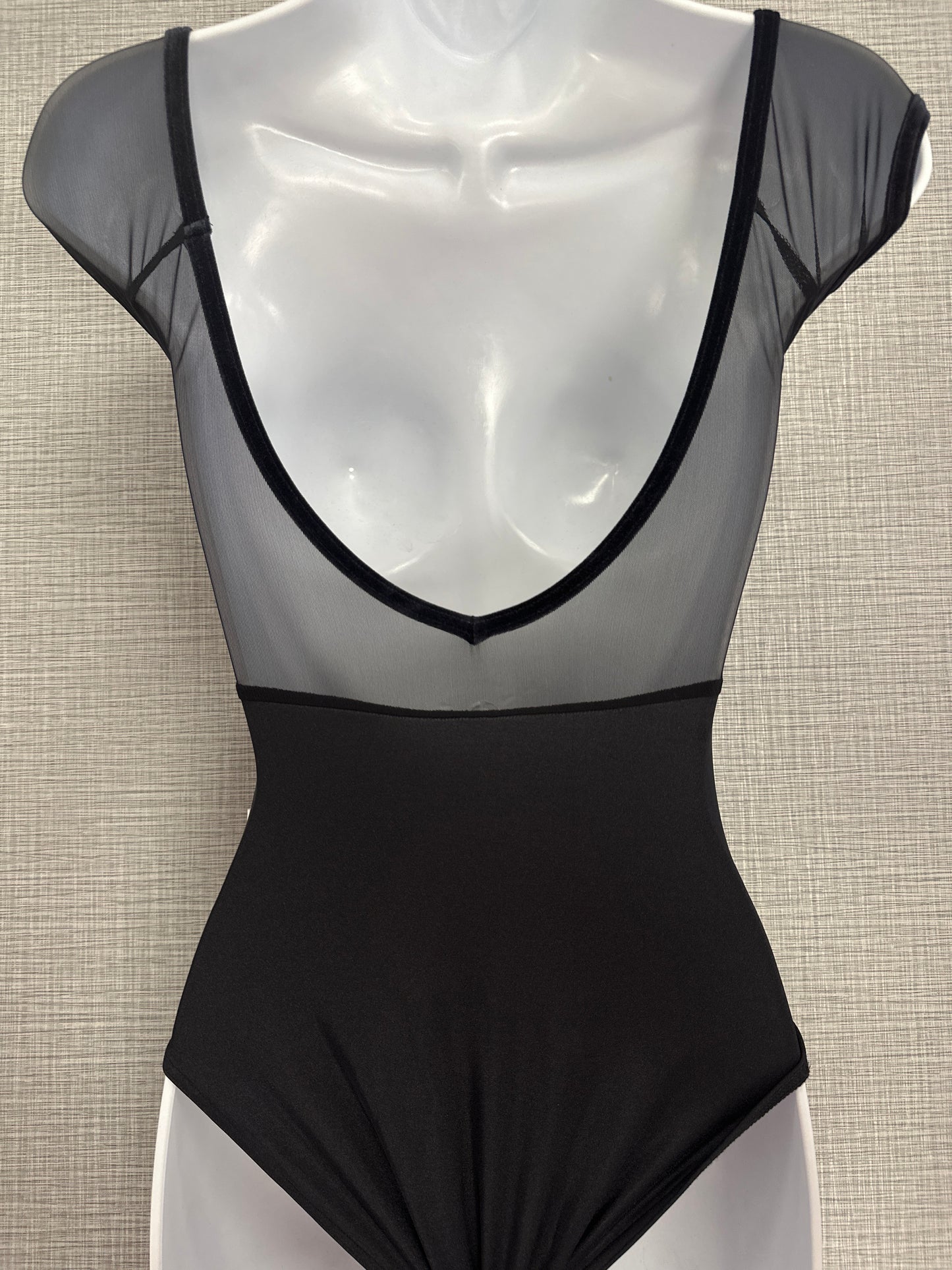 Yumiko Elli Leotard.