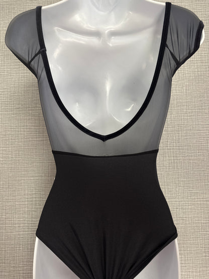 Yumiko Elli Leotard.