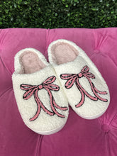 Load image into Gallery viewer, Trendy Bow Fuzzy Slippers
