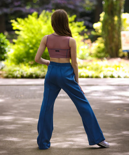 AXS The Allonge Top & Battu Pant Set
