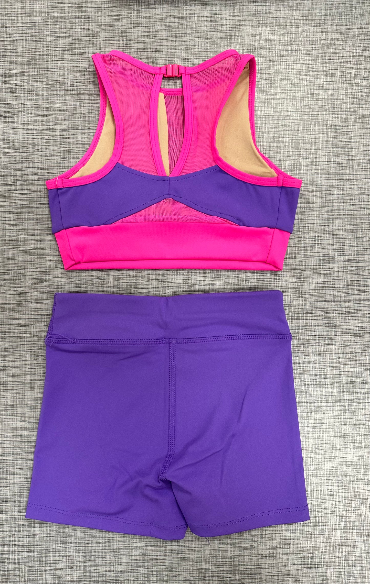 V 2-Tone Short Set