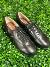 Load image into Gallery viewer, Sale K360 - Character Oxford Shoe
