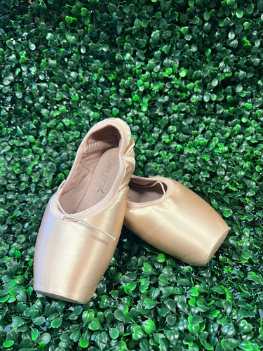 Jet Pointe Shoe Glue – Tightspot Dancewear Center