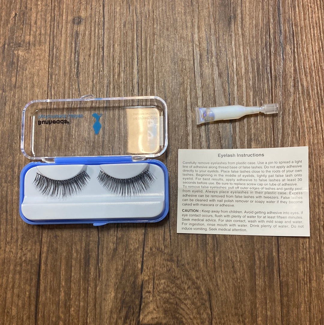 Flexible Eyelashes Made for Dancers