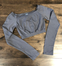 Load image into Gallery viewer, Thumbhole Long Sleeve Crop
